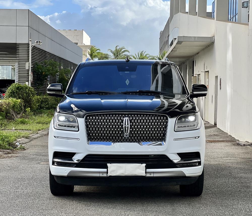 Lincoln Navigator