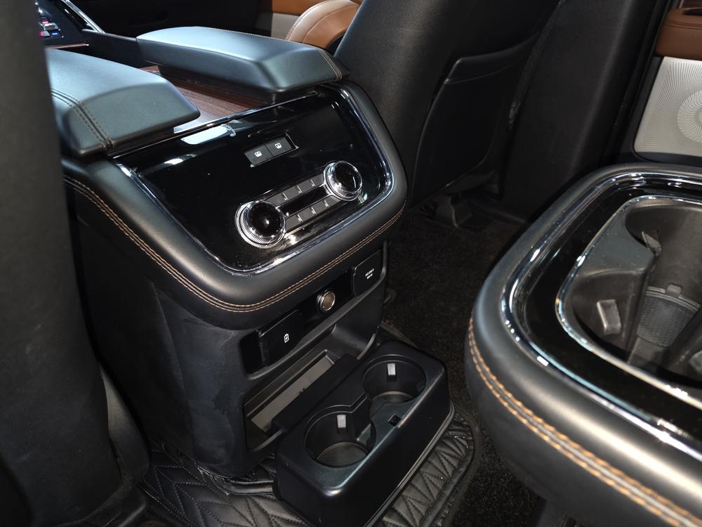 Lincoln Navigator