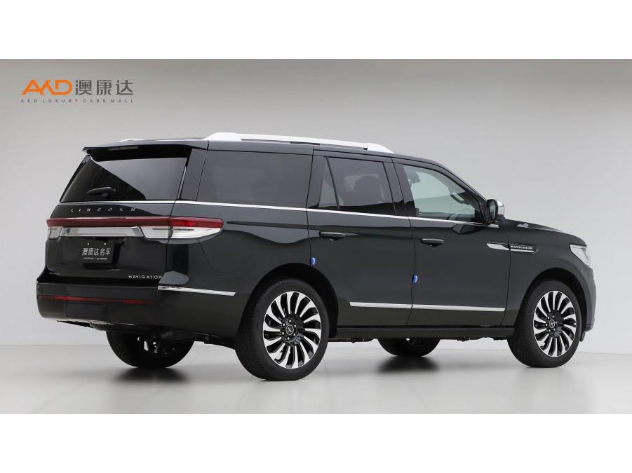 Lincoln Navigator