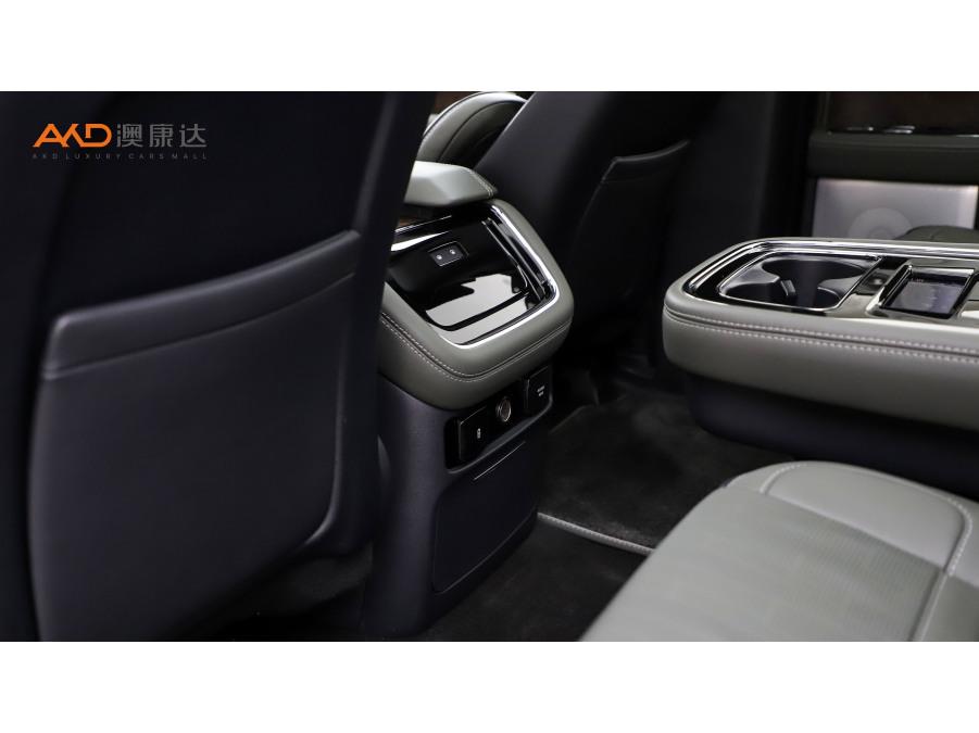 Lincoln Navigator