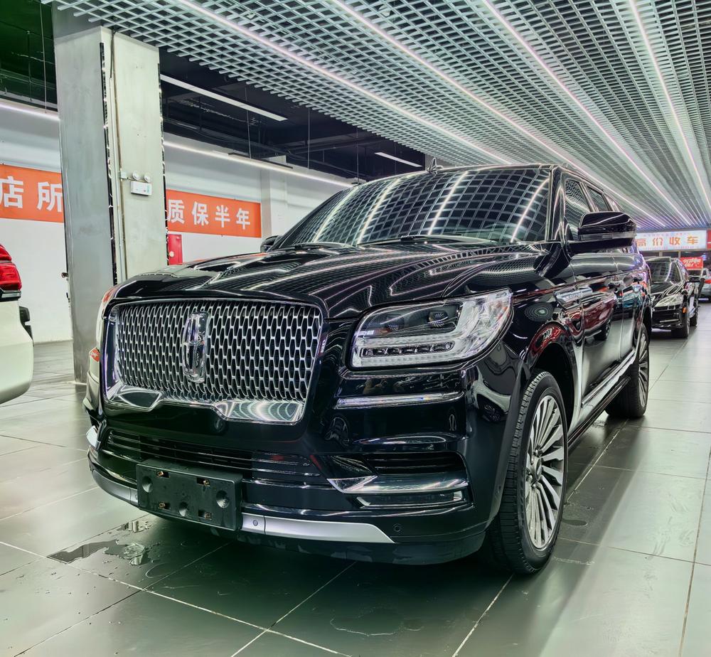 Lincoln Navigator