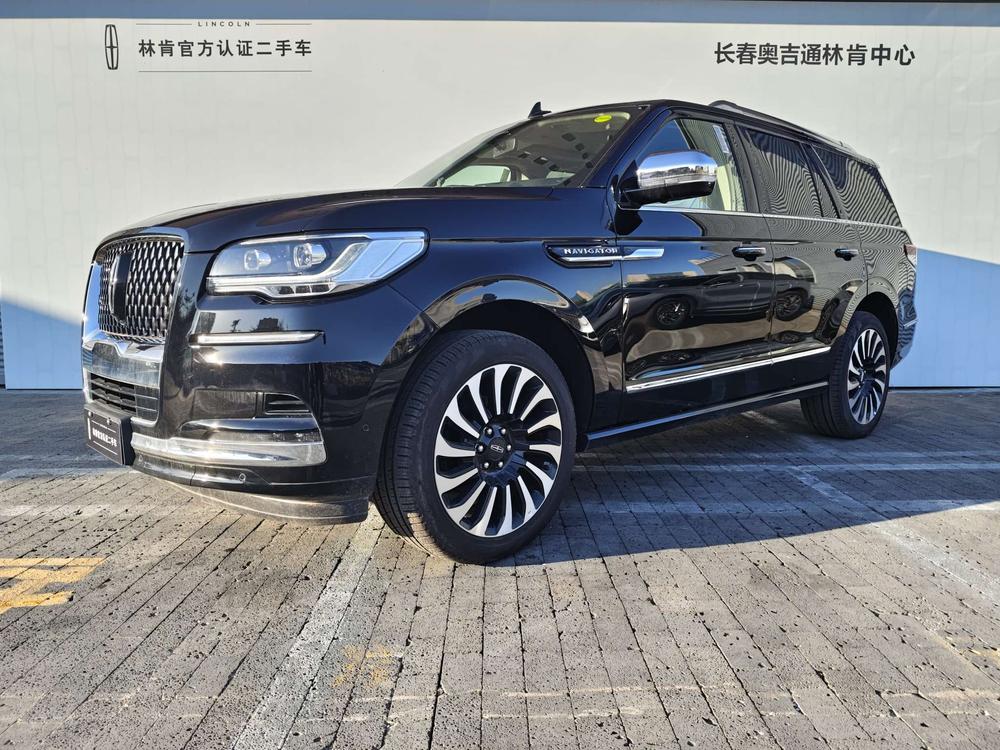 Lincoln Navigator