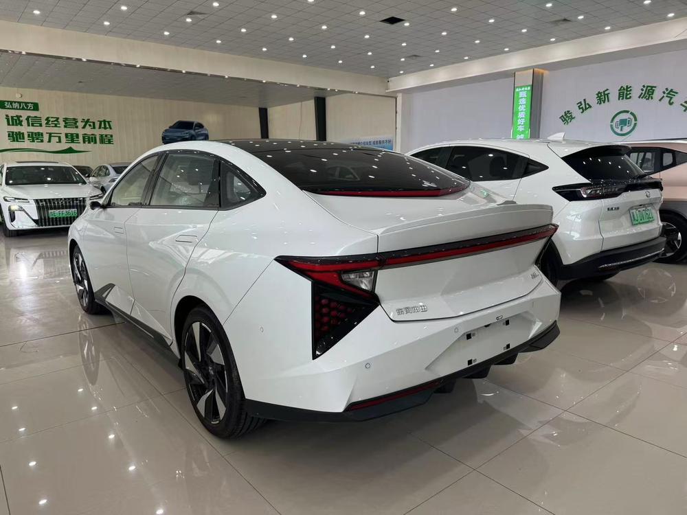 Lingxi Lingxi L