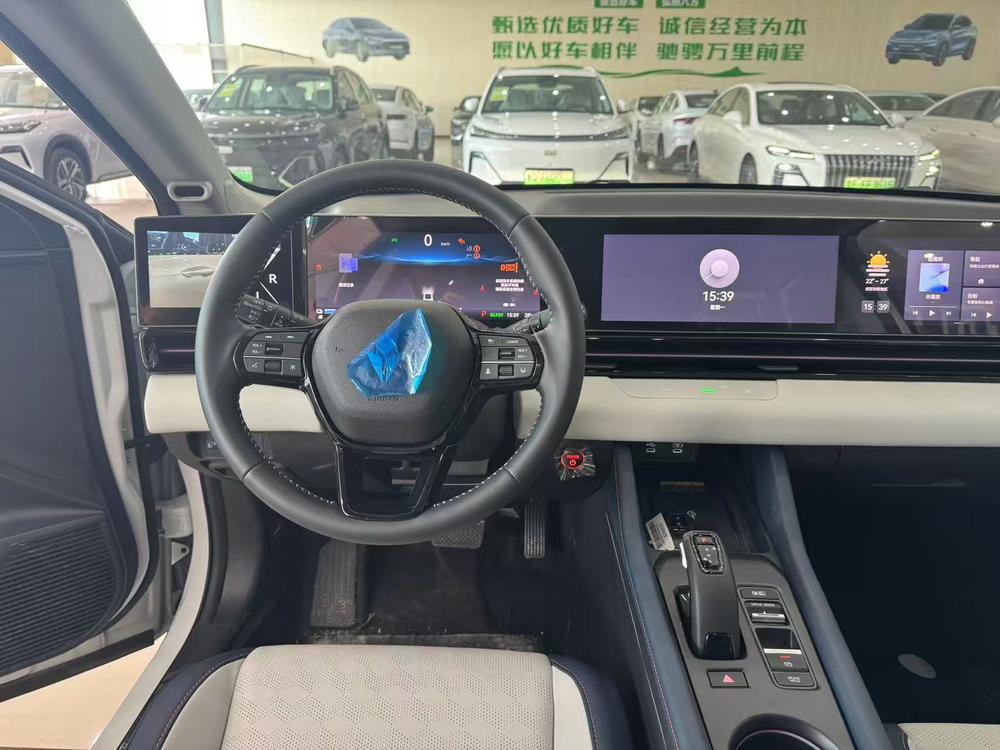 Lingxi Lingxi L