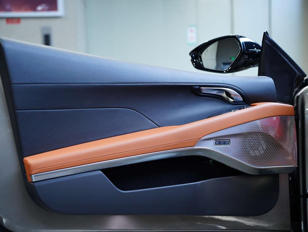 Lotus Cars Emira