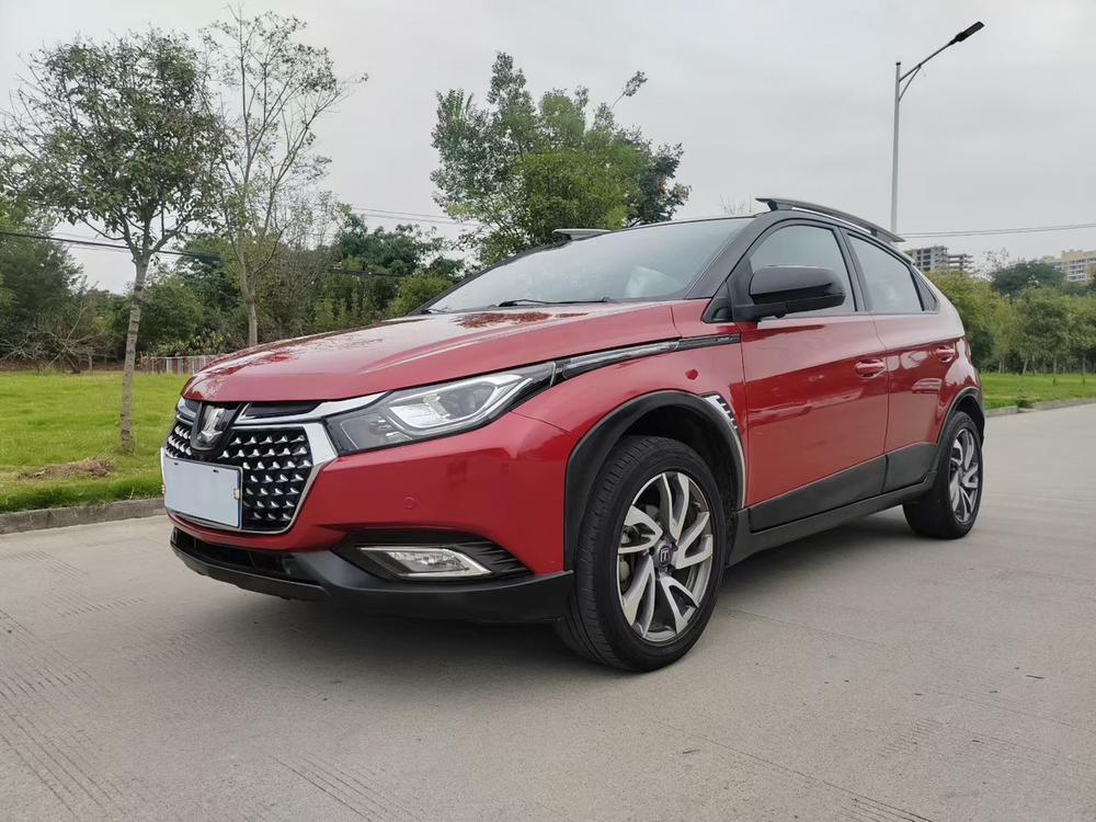 Luxgen U5 SUV