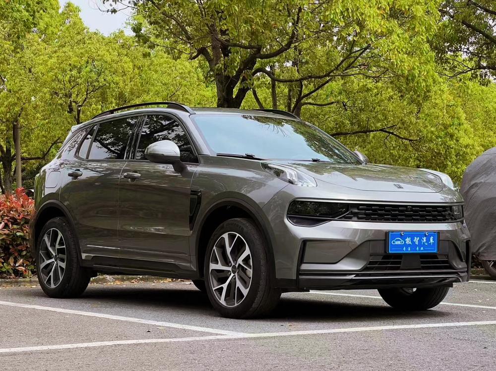 Lynk & Co Lynk & Co 01 EM-P