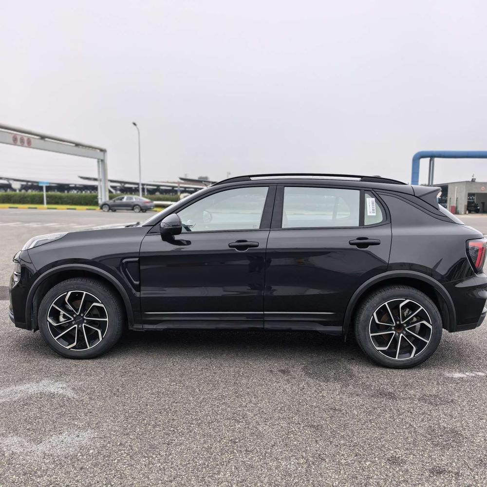 Lynk & Co Lynk & Co 01 EM-P