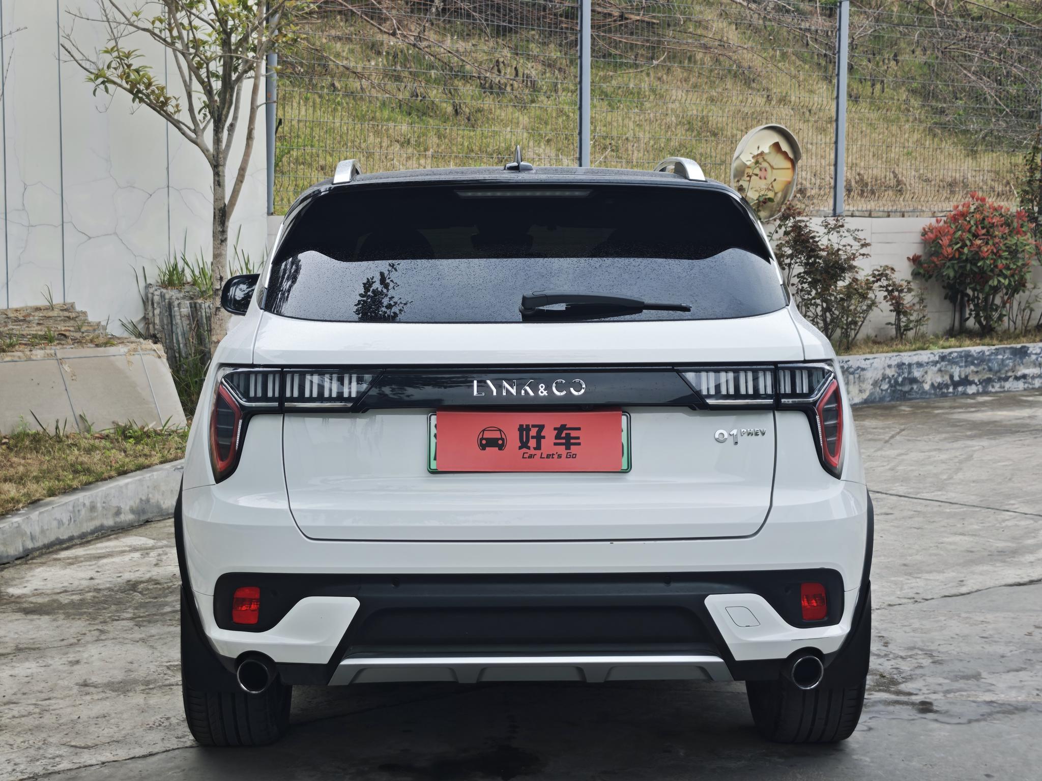 Lynk & Co Lynk & Co 01