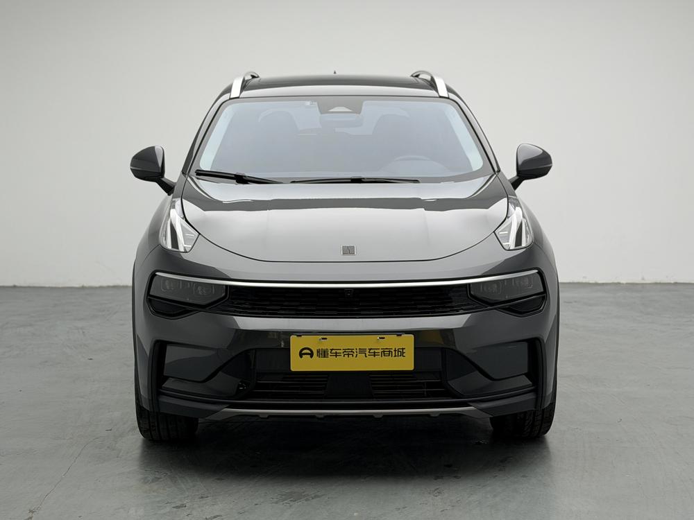 Lynk & Co Lynk & Co 01