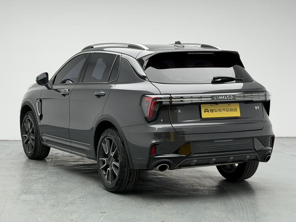 Lynk & Co Lynk & Co 01