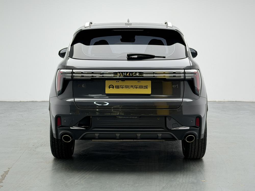 Lynk & Co Lynk & Co 01