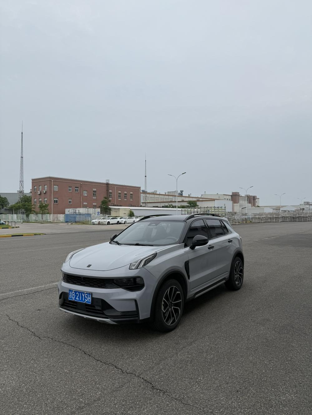 Lynk & Co Lynk & Co 01