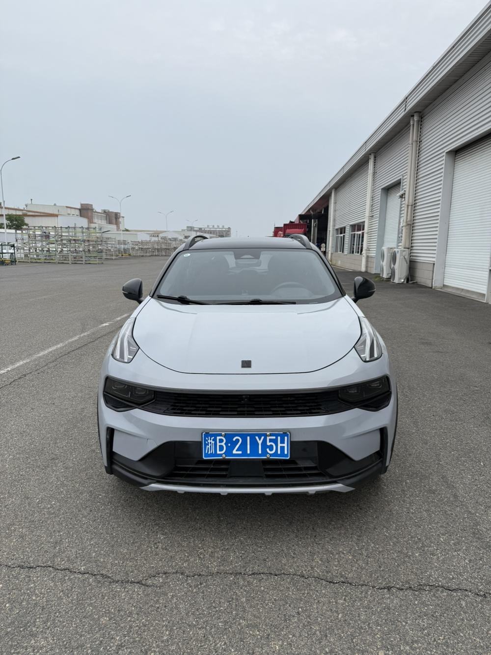Lynk & Co Lynk & Co 01