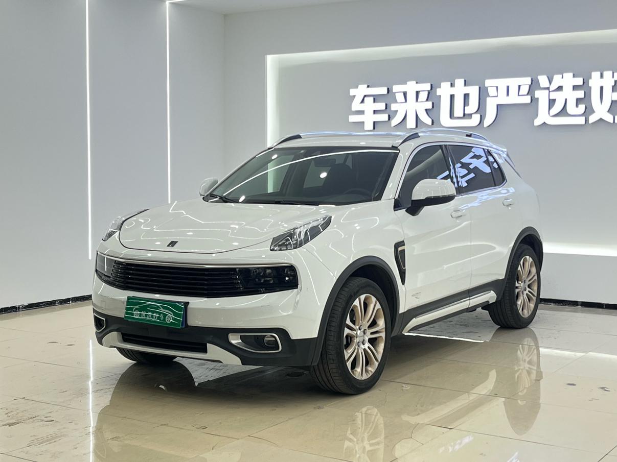Lynk & Co Lynk & Co 01