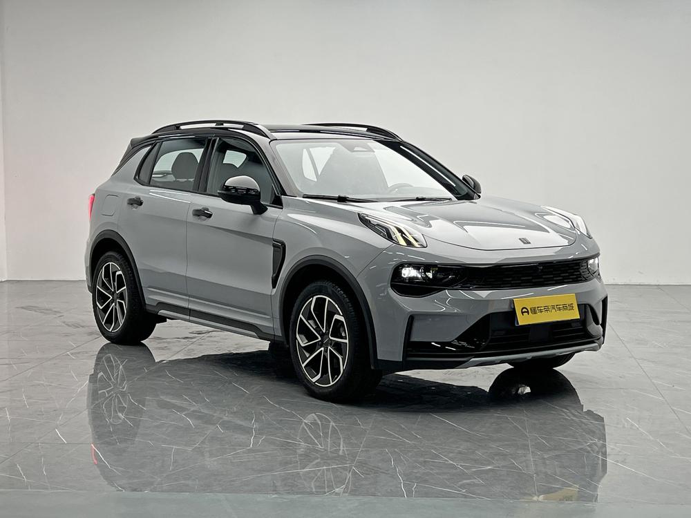 Lynk & Co Lynk & Co 01