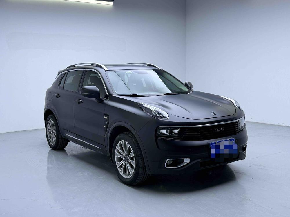Lynk & Co Lynk & Co 01