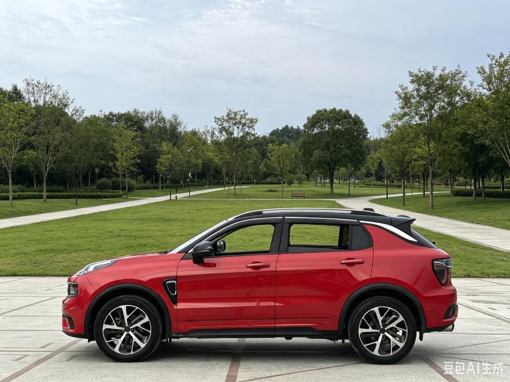 Lynk & Co Lynk & Co 01