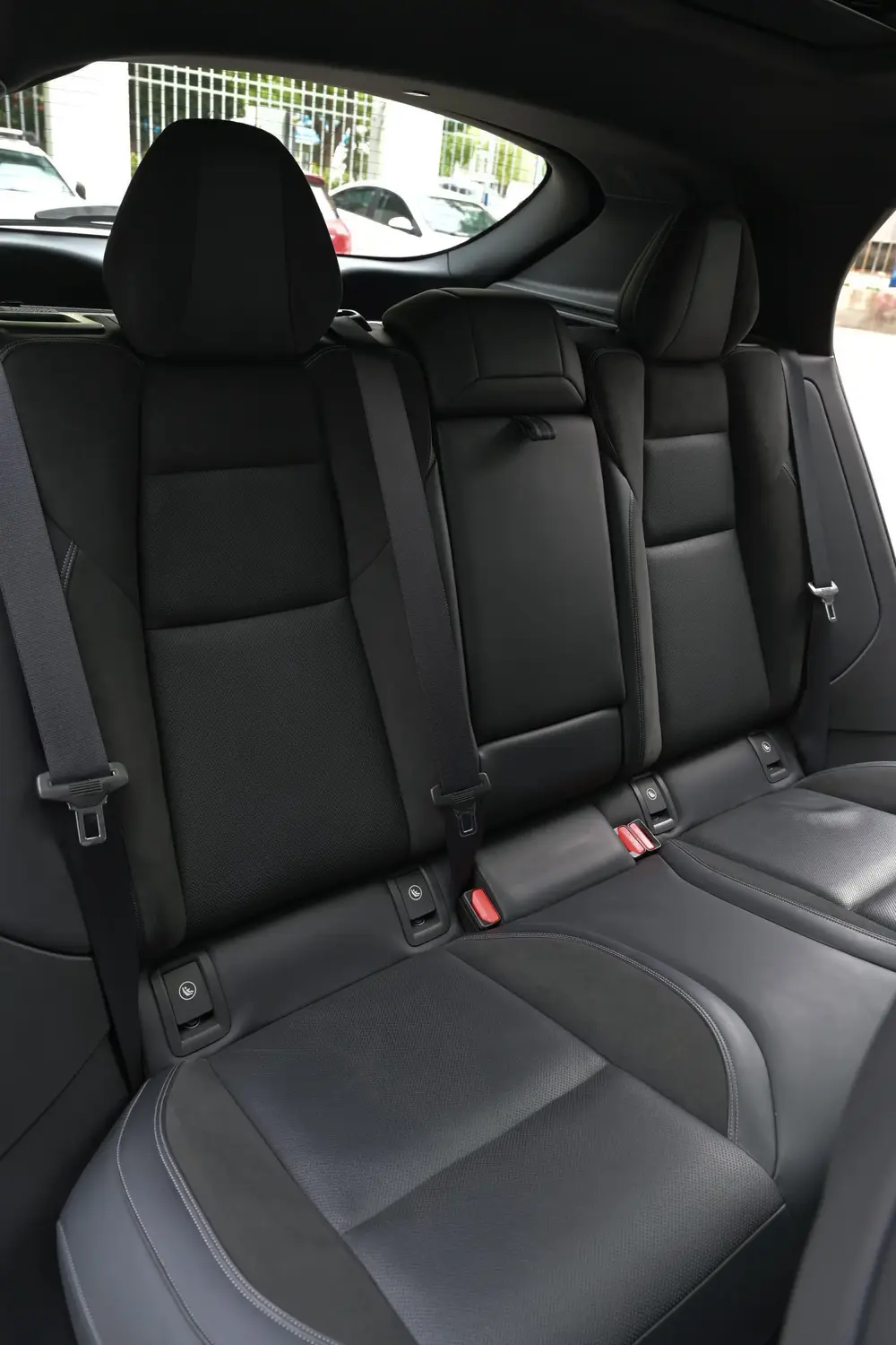 Lynk & Co Lynk & Co 01