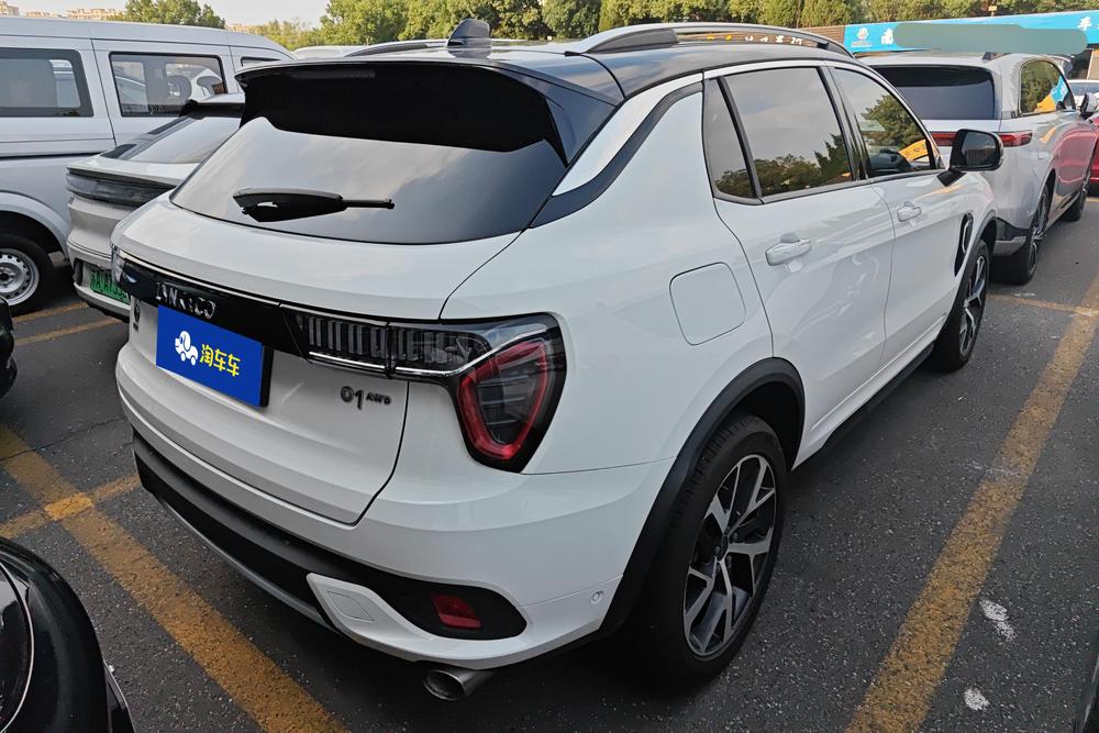 Lynk & Co Lynk & Co 01