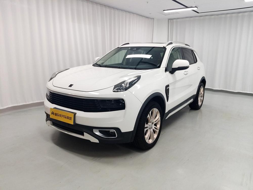 Lynk & Co Lynk & Co 01