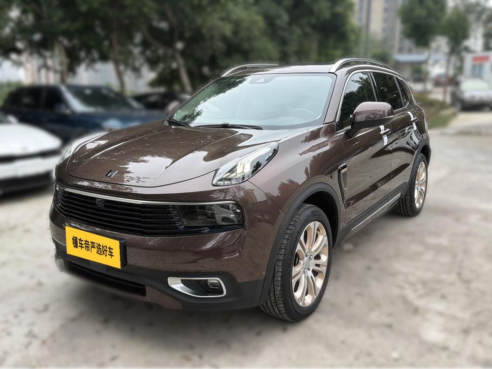 Lynk & Co Lynk & Co 01