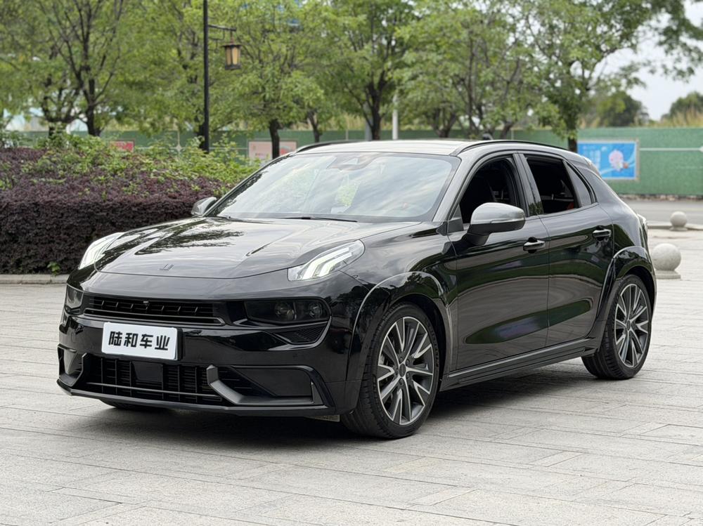 Lynk & Co Lynk & Co 02 Hatchback