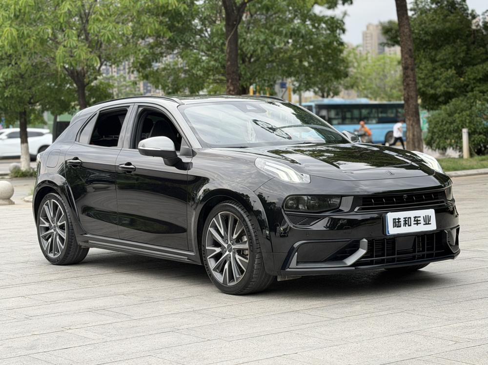 Lynk & Co Lynk & Co 02 Hatchback