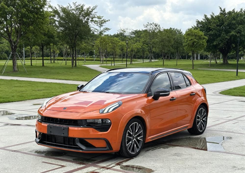 Lynk & Co Lynk & Co 02 Hatchback