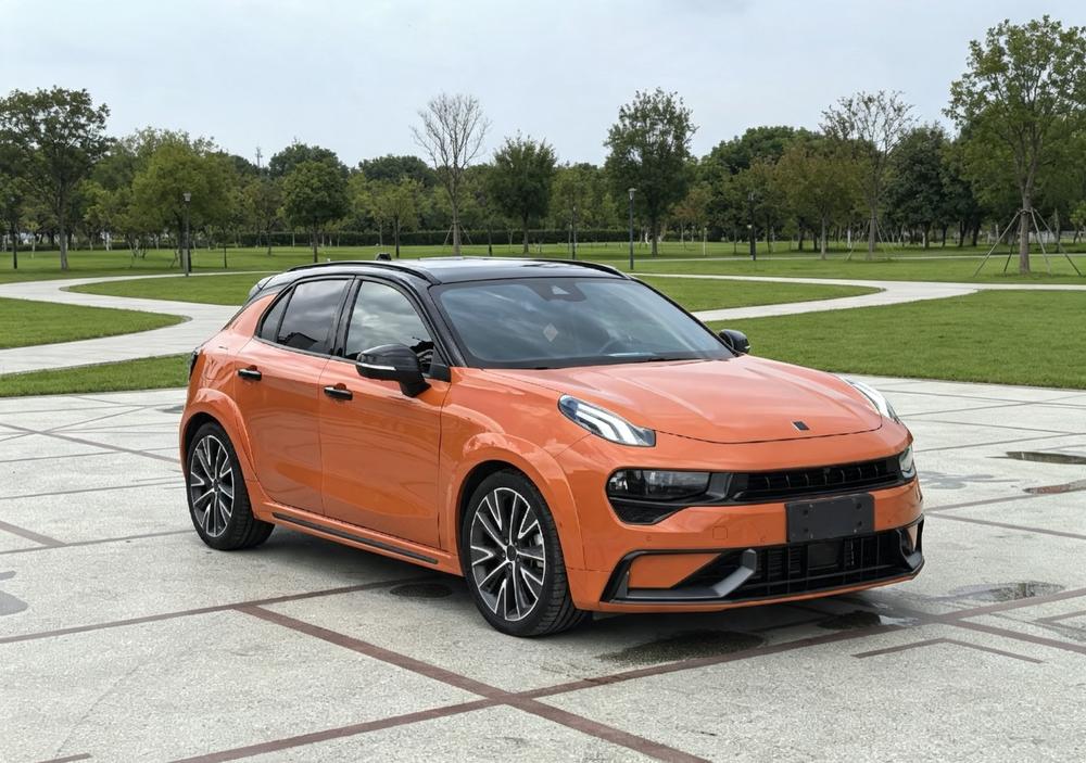 Lynk & Co Lynk & Co 02 Hatchback
