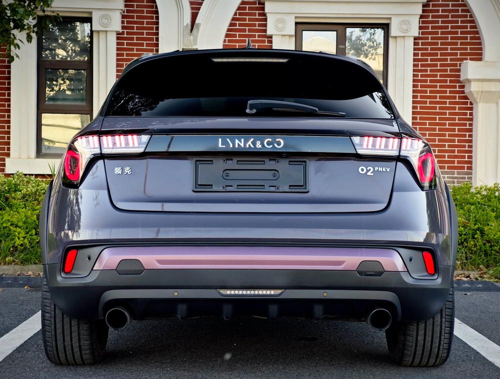 Lynk & Co Lynk & Co 02 PHEV