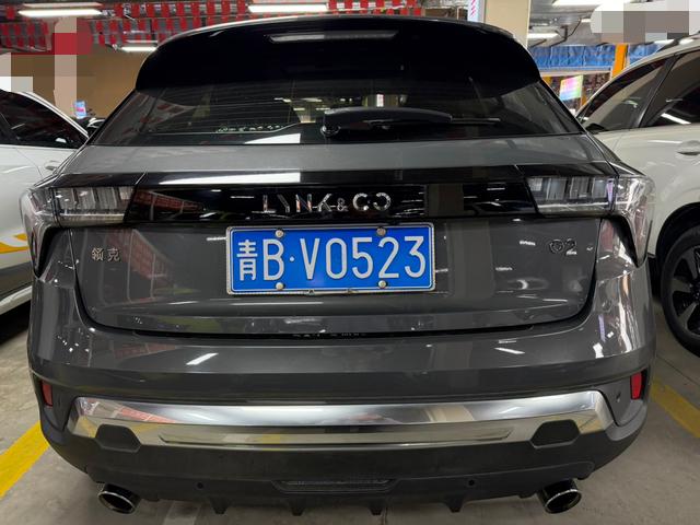 Lynk & Co Lynk & Co 02
