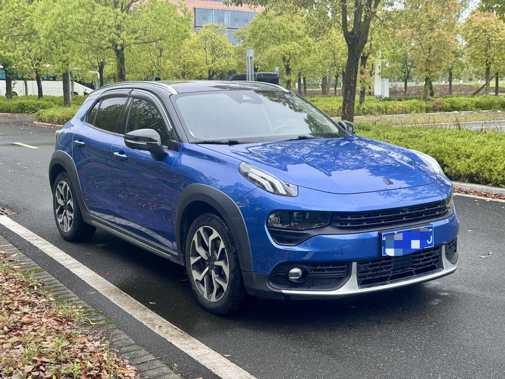 Lynk & Co Lynk & Co 02