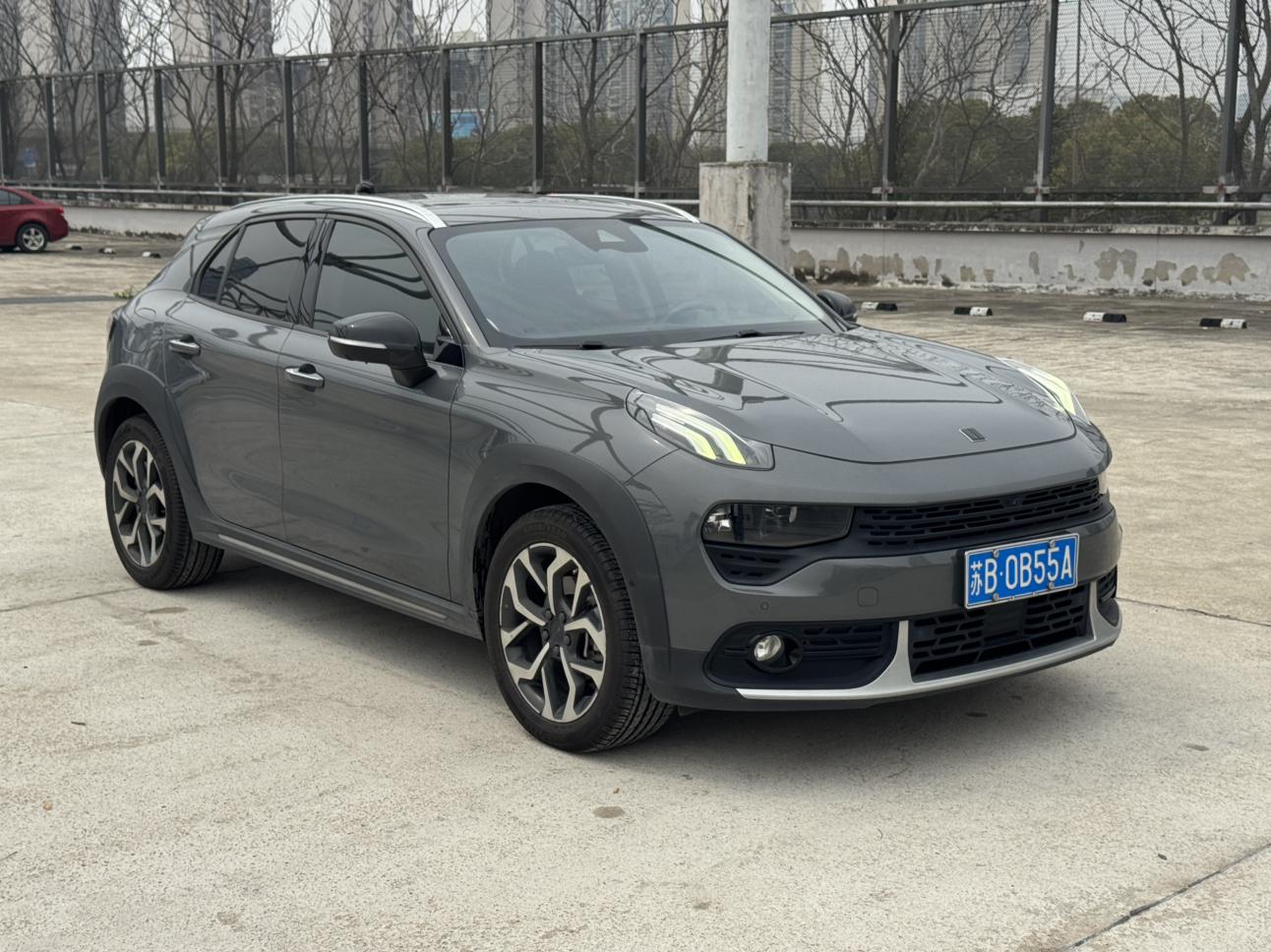 Lynk & Co Lynk & Co 02