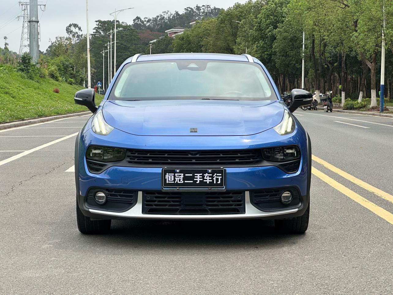 Lynk & Co Lynk & Co 02