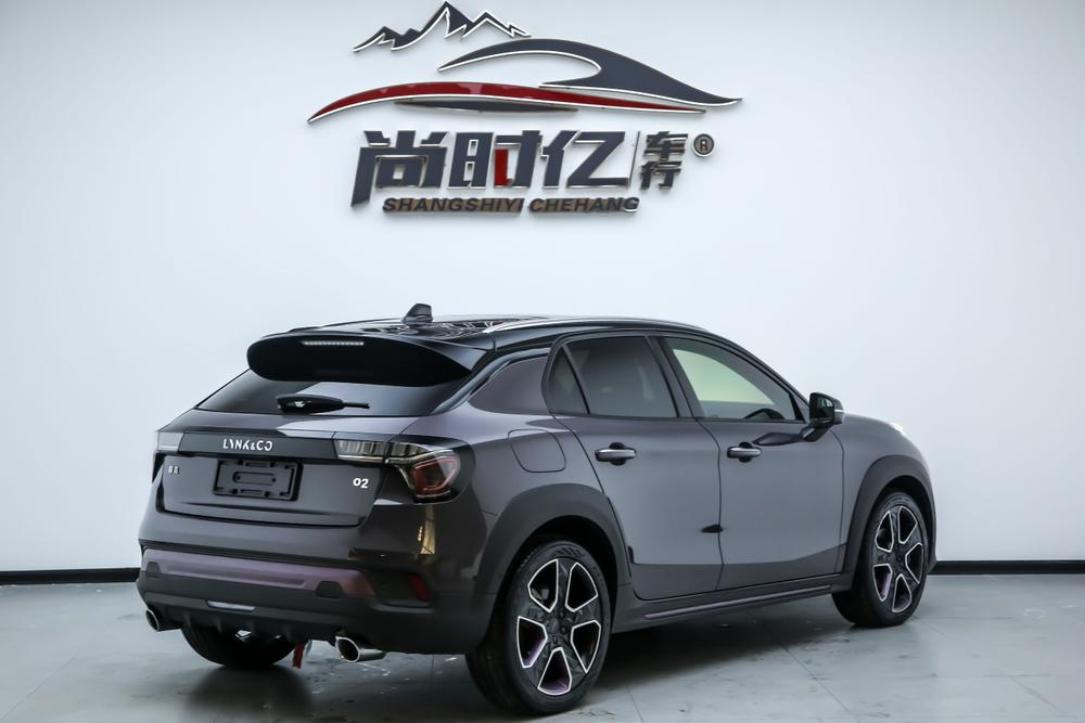 Lynk & Co Lynk & Co 02