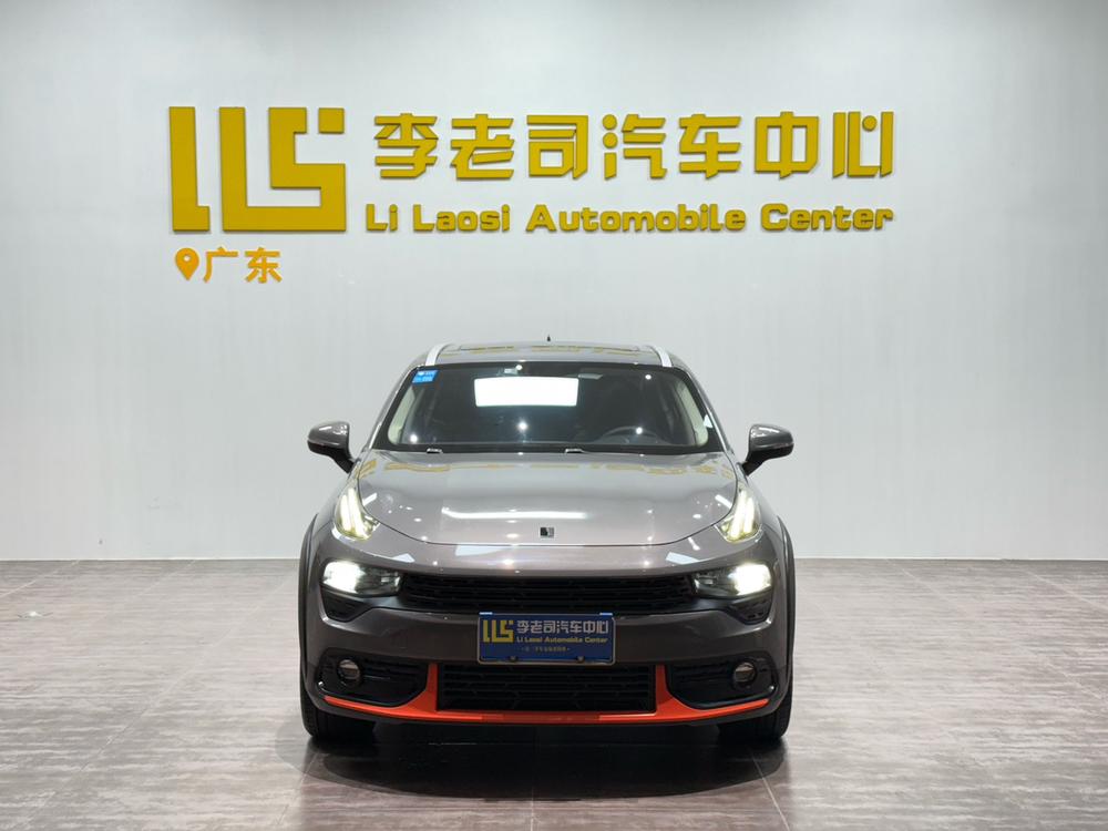 Lynk & Co Lynk & Co 02