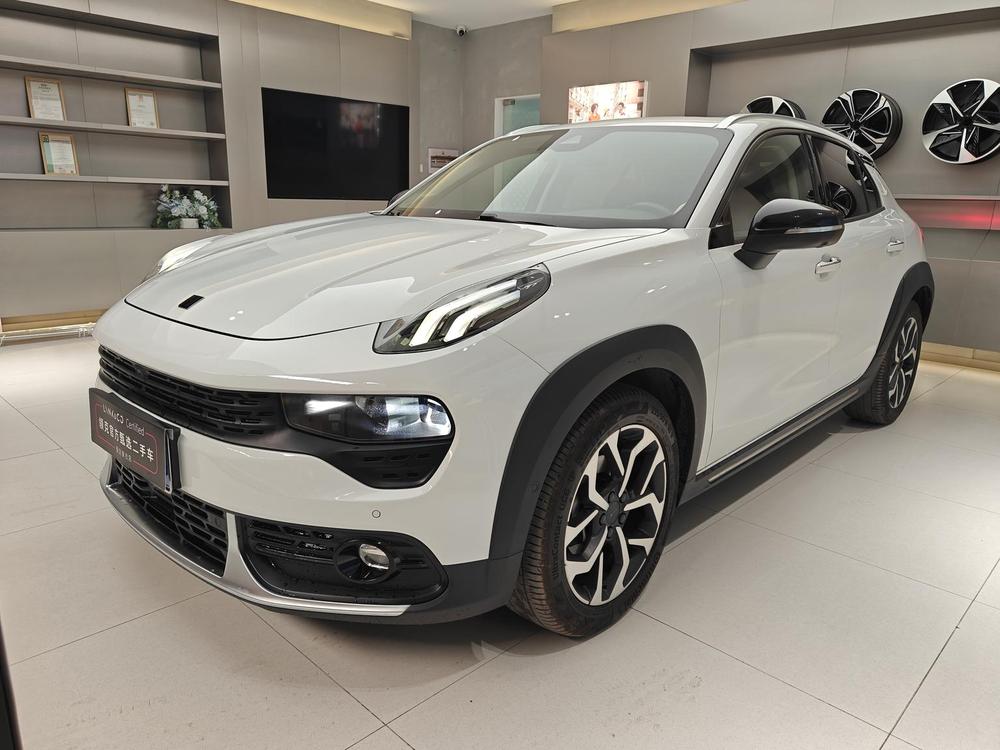 Lynk & Co Lynk & Co 02