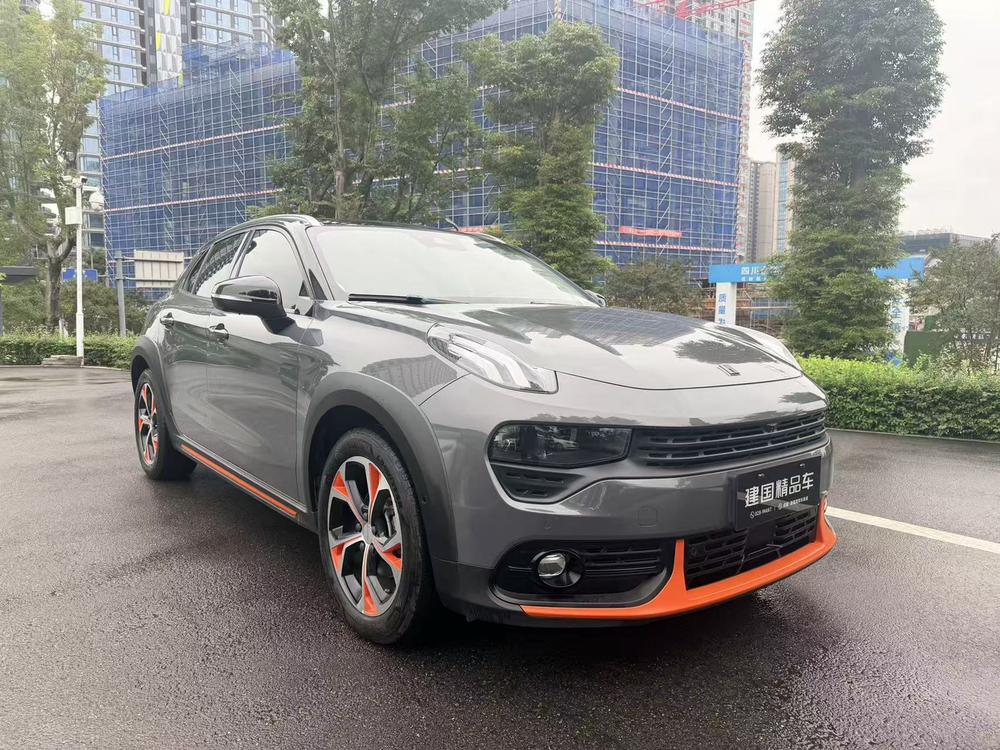 Lynk & Co Lynk & Co 02