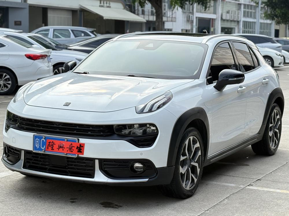 Lynk & Co Lynk & Co 02