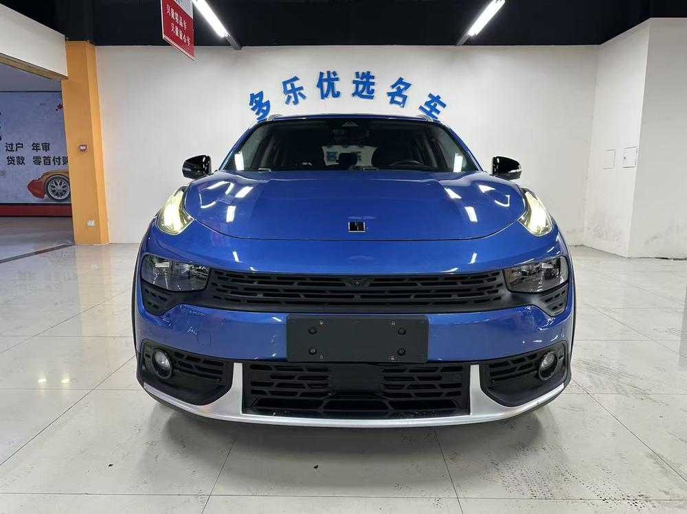 Lynk & Co Lynk & Co 02