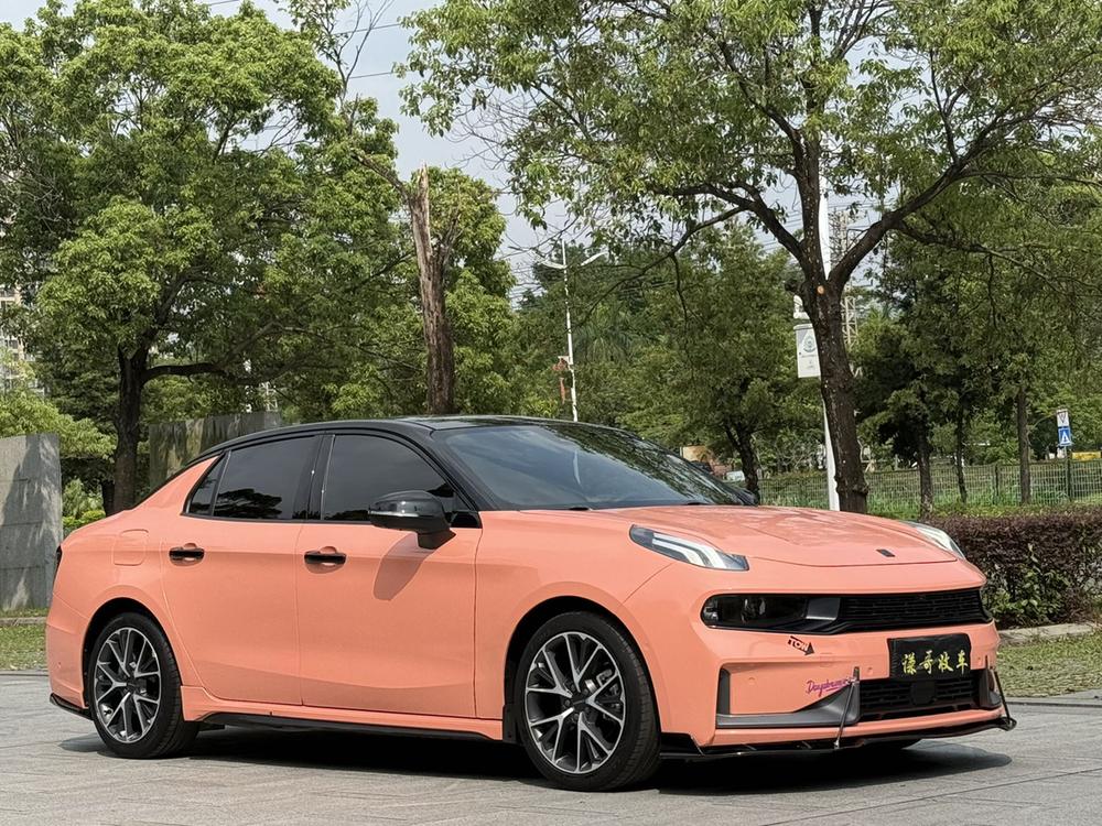 Lynk & Co Lynk & Co 03