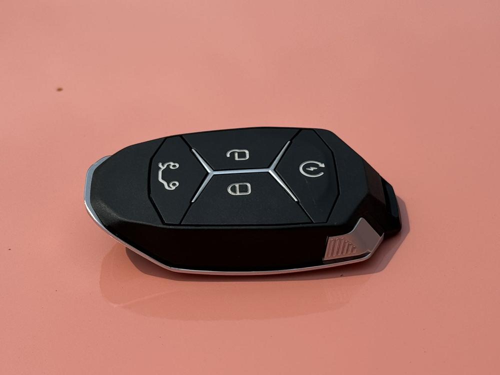 Lynk & Co Lynk & Co 03