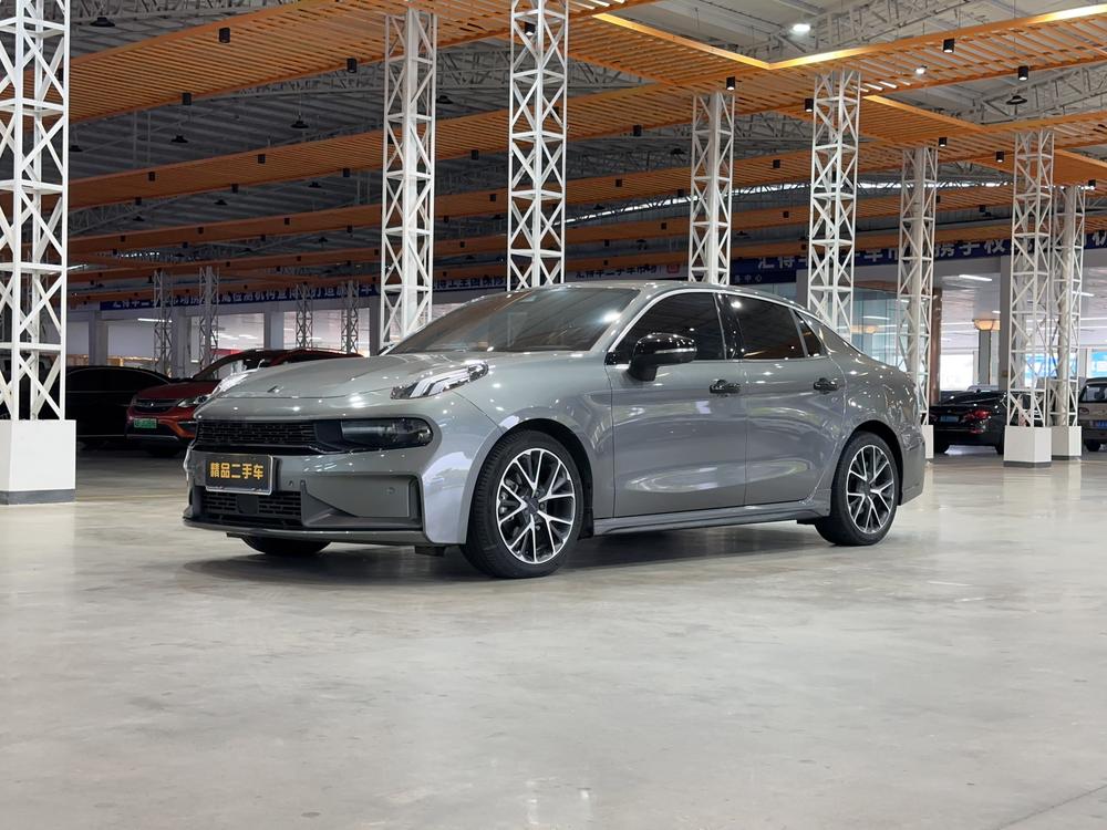 Lynk & Co Lynk & Co 03