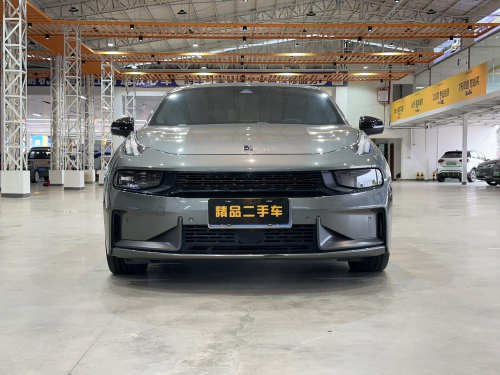 Lynk & Co Lynk & Co 03