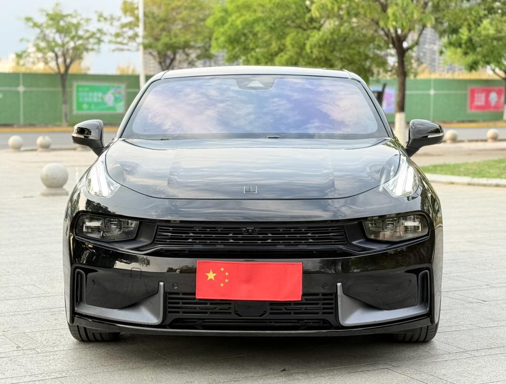 Lynk & Co Lynk & Co 03