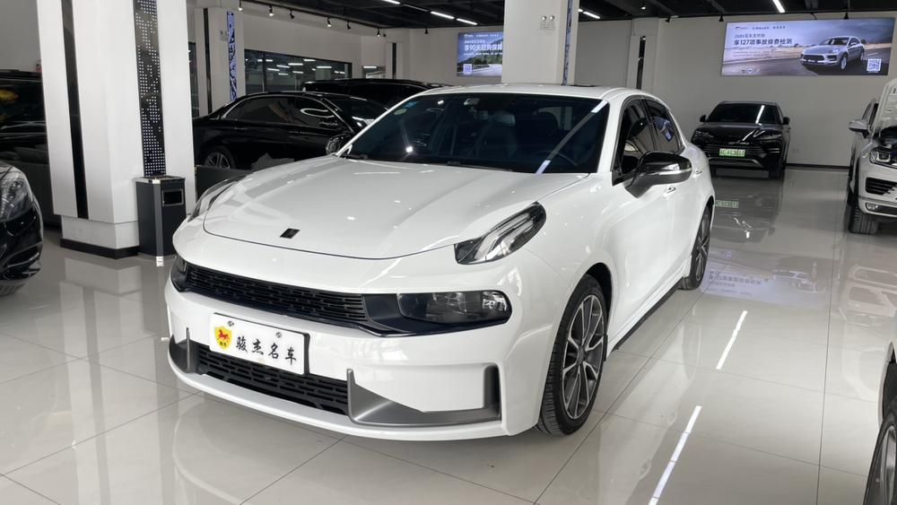 Lynk & Co Lynk & Co 03