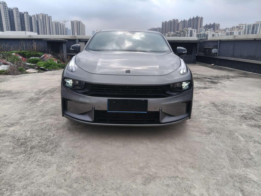 Lynk & Co Lynk & Co 03