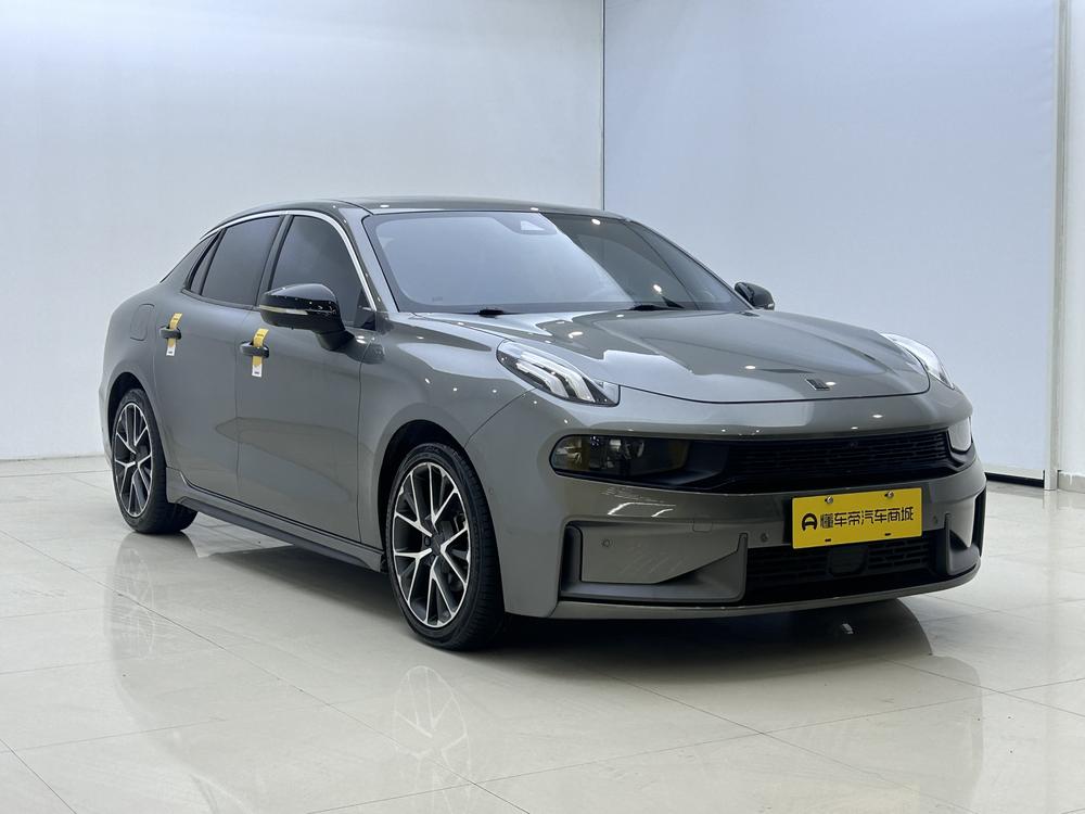 Lynk & Co Lynk & Co 03