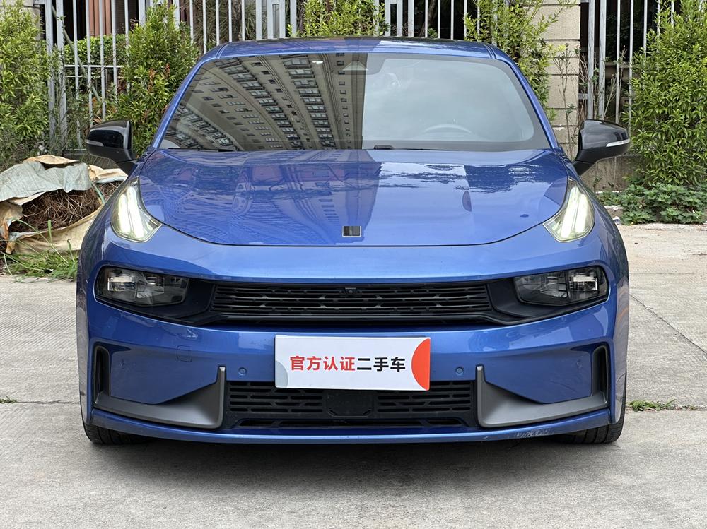 Lynk & Co Lynk & Co 03
